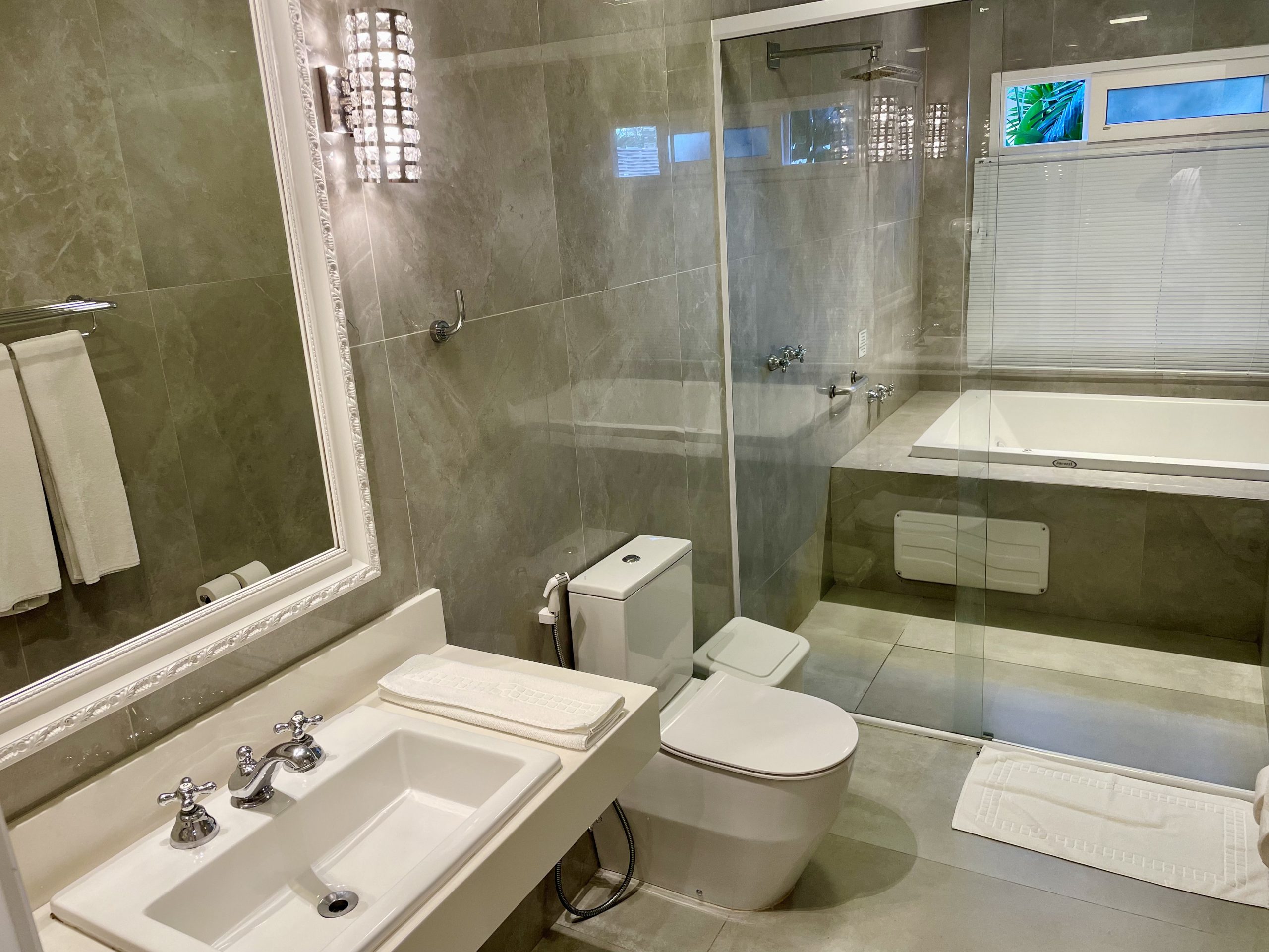 foto-apartamento-hidro-master-2-scaled.jpg